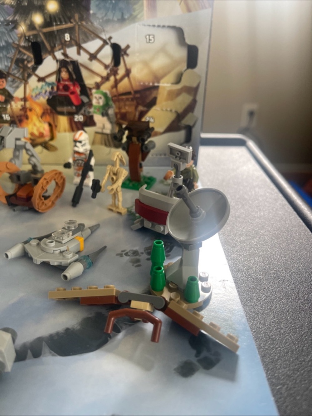 LEGO Star Wars: Advent Calendar 2023 (75366) Pre Owned Appears Complete W/Box - Picture 5 of 14